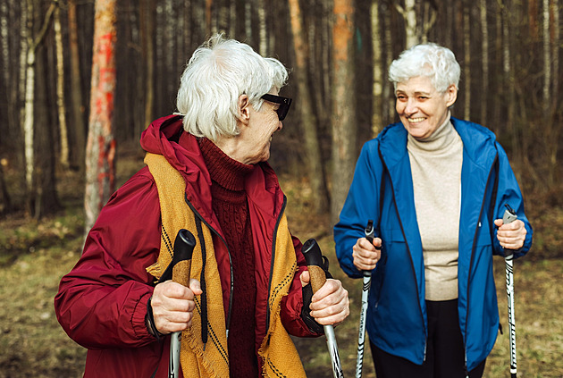 Mějte kosti pod dohledem. Stačí pravidelný pohyb, dobré jídlo a slunce