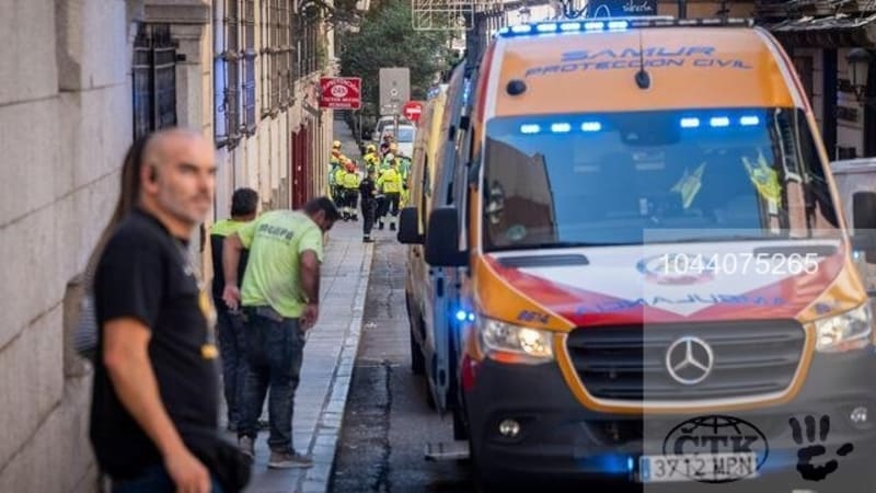 Žena vyskočila v Madridu z okna s dvojčaty v náručí. Chlapci pád z 10. patra přežili