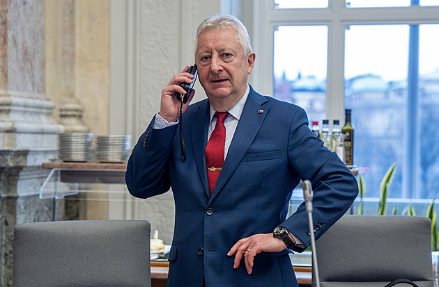 Vláda nasadila náhubek vlastnímu ministrovi, podivuje se Kupka z ODS