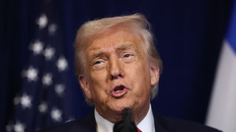 Vojenská invaze do Grónska? Chceme ho jen koupit, tvrdí Trumpův ministr