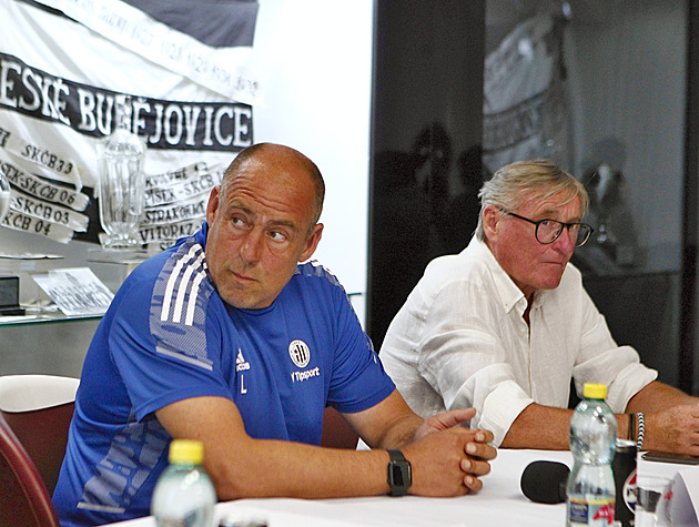 Míro! Marodíš, nehraješ, jo? Dlouholetý funkcionář rozebírá druhý konec v Dynamu