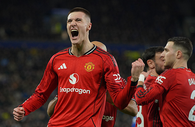 ONLINE: Povedené střídání. Šeško se trefil chvíli po nástupu, United vede na Evertonu