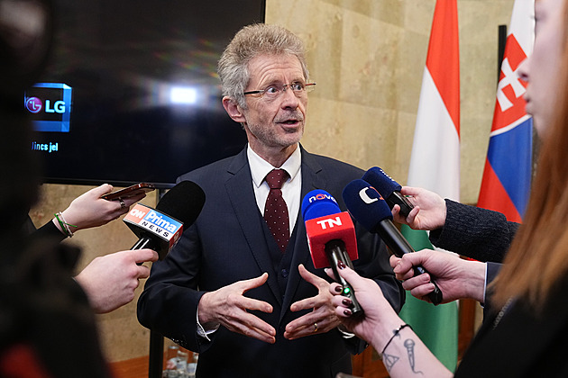 Vystrčil v Budapešti rozporoval projev Orbána. Rusko na míru nesmí vydělat, řekl