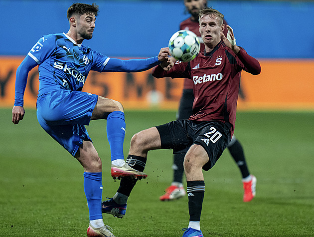 ONLINE: Ml. Boleslav - Sparta 0:0, další pohárové penalty. Domácí zachránil Floder
