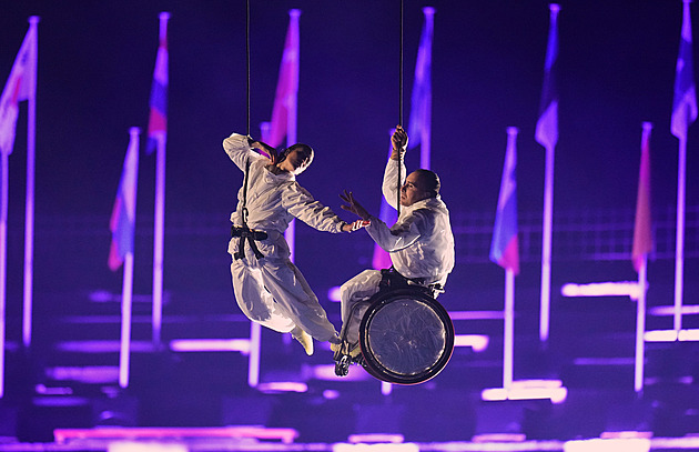 Začala zimní paralympiáda. Na zahájení chyběla polovina výprav, včetně Čechů