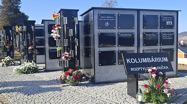 Praktičtější i levnější. Kolumbária zažívají boom, vznikají ve velkém