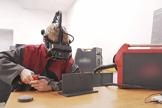 Moderní učňák: virtuální realita, roboti i nové technologie v řemeslech