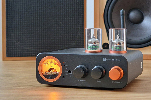 Nejroztomilejší zesilovač za pár korun rozehrál staré reprosoustavy Tesla