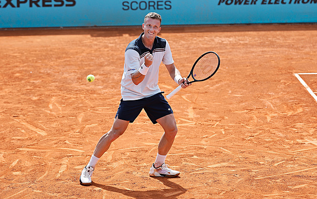 Lehečka v Madridu do osmifinále prosvištěl, dál jde i Nosková. Siniaková končí