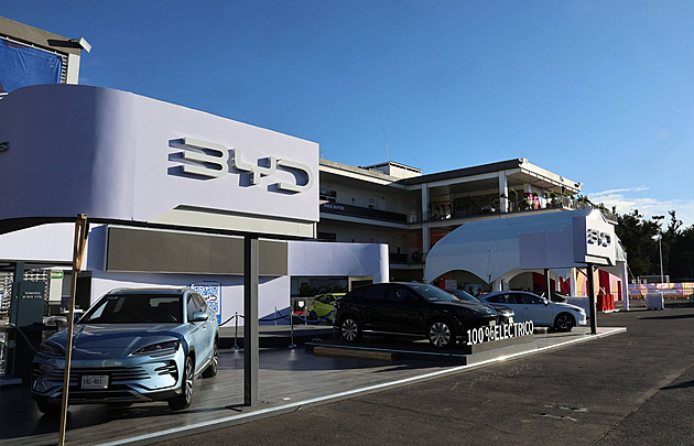 Čína možná dobude USA z jihu. Mexičtí prodejci na svá auta z Asie nedají dopustit