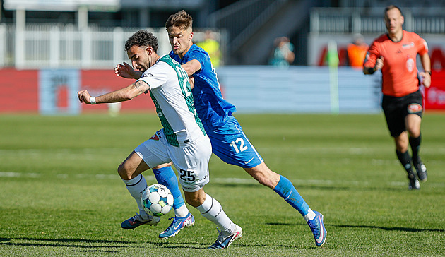 ONLINE: Jablonec - Liberec 0:0, hosté jdou v derby do deseti, červenou vidí Rýzek