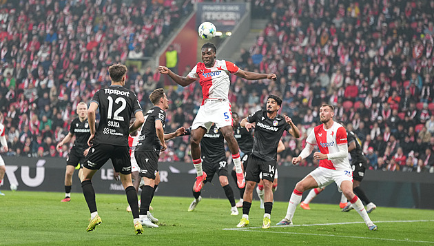 ONLINE: Slavia - Plzeň 2:0, gólový nástup mistra, po Chaloupkovi zvyšuje Suleiman