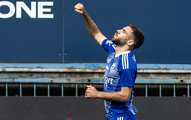 Dvě mince rekordního transferu ligy. Šturm Slavii pomůže, ustupuje Sigma z ambic?