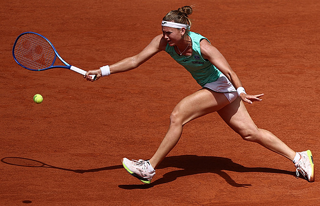 Roland Garros ONLINE: O osmifinále hrají Muchová a Bouzková, nastoupí i Menšík