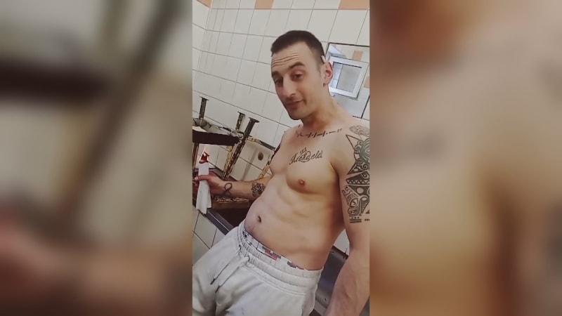 Konec vězeňských tiktokerů v Česku: Dozorci našli ilegální mobily, „hvězdám“ hrozí trest