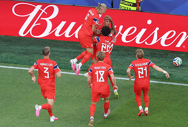 Irák - Norsko 1:4, Haaland dvěma rychlými trefami řídil jasné vítězství Seveřanů