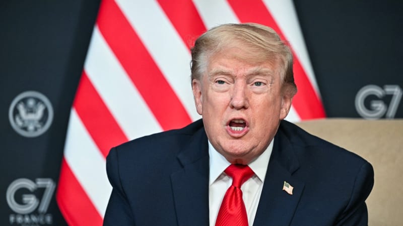 Trumpova vrtkavá naděje pro mír v Perském zálivu: Dohoda s Íránem nic neřeší
